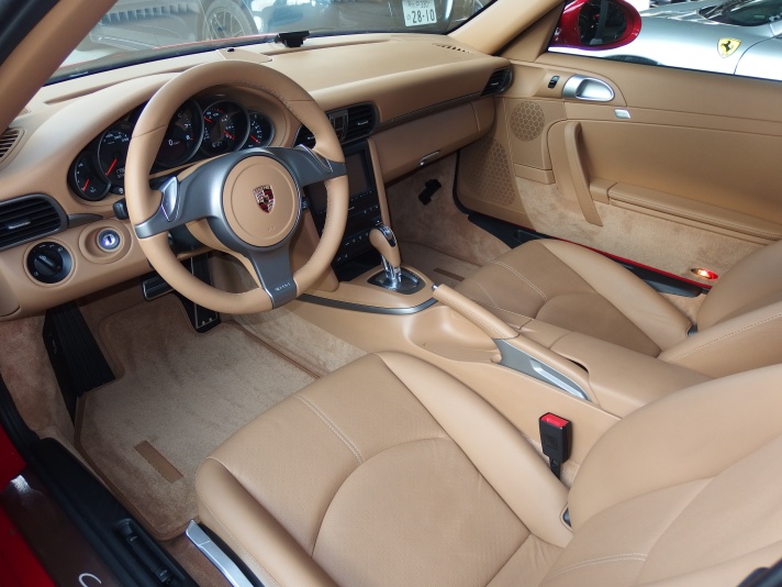 ポルシェ 911(Type997) カレラ　PDK　左ハンドル　D車　 中古車