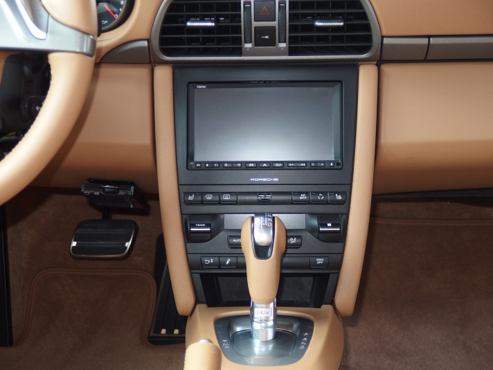 ポルシェ 911(Type997) カレラ　PDK　左ハンドル　D車　 中古車