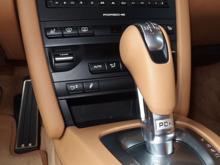 ポルシェ 911(Type997) カレラ　PDK　左ハンドル　D車　 中古車