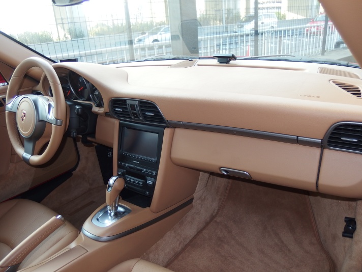 ポルシェ 911(Type997) カレラ　PDK　左ハンドル　D車　 中古車