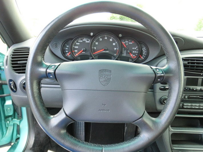 ポルシェ 911(Type996) Ｃａｒｒｅｒａ　ＴＩＰ－Ｓ EUR GT-R コンプリート 中古車