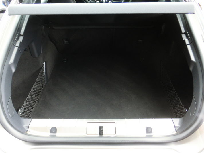 ポルシェ パナメーラ パナメーラ ＥＵＲ－ＧＴ ＰＤＫ 中古車