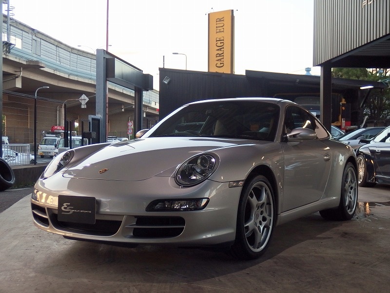 ポルシェ 911(Type997) カレラ ディーラー車 右ハンドル 中古車