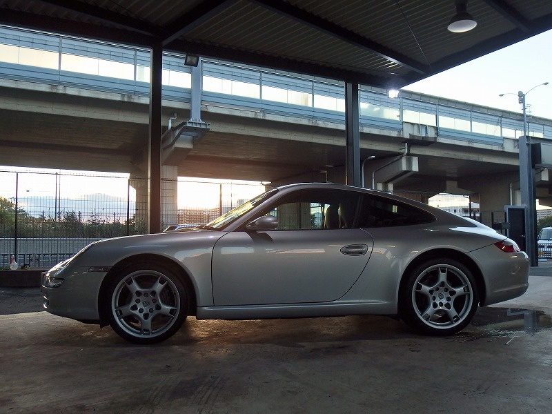 ポルシェ 911(Type997) カレラ ディーラー車 右ハンドル 中古車