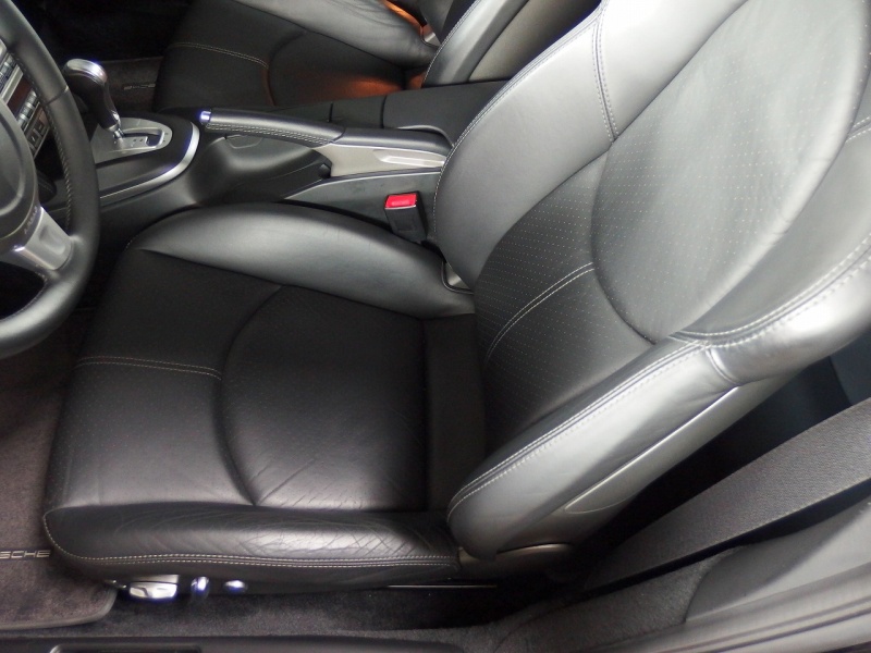 ポルシェ&nbsp;911(Type997)&nbsp;ターボ　スポーツクロノPKG　正規ディーラー車　テックアートアルミ&nbsp;中古車