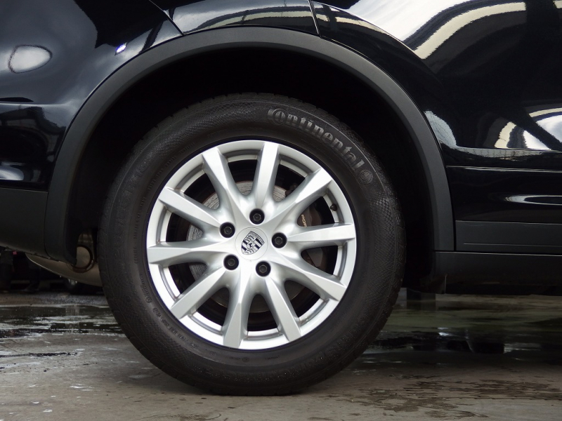 ポルシェ カイエン V6 右ハンドル 正規ディーラー車 ワンオーナー ベージュレザー 18インチアルミホイール 中古車