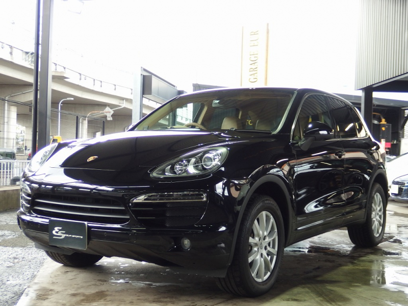 ポルシェ カイエン V6 右ハンドル 正規ディーラー車 ワンオーナー ベージュレザー 18インチアルミホイール 中古車