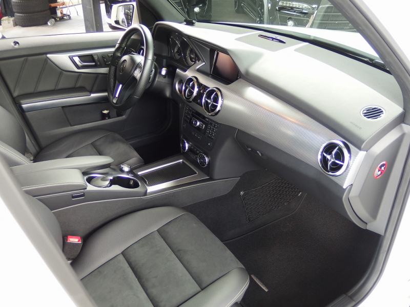 メルセデスベンツ&nbsp;GLKクラス&nbsp;350 4MATIC 正規ディーラー車 左ハンドル AMGスポーツPKG パナメリカーナグリル ロリンザー21インチアルミ&nbsp;中古車