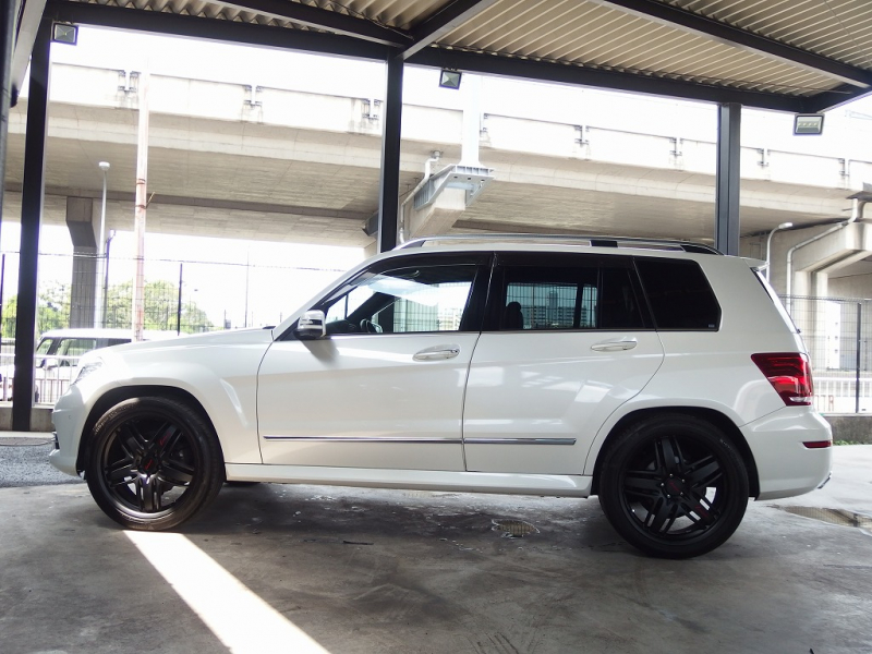 メルセデスベンツ&nbsp;GLKクラス&nbsp;350 4MATIC 正規ディーラー車 左ハンドル AMGスポーツPKG パナメリカーナグリル ロリンザー21インチアルミ&nbsp;中古車