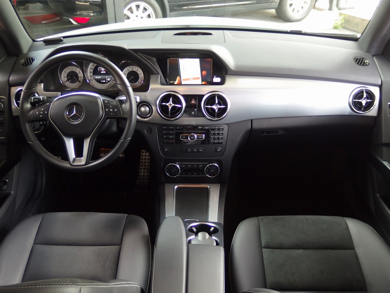 メルセデスベンツ&nbsp;GLKクラス&nbsp;350 4MATIC 正規ディーラー車 左ハンドル AMGスポーツPKG パナメリカーナグリル ロリンザー21インチアルミ&nbsp;中古車