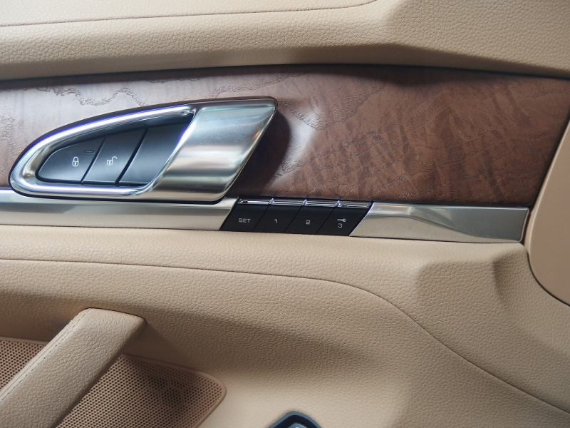 ポルシェ&nbsp;パナメーラ&nbsp;S PDK 正規ディーラー車 ワンオーナー 後期モデル 左H EUR-GTエアロ ES9-22inアルミ LEDヘッドライト エアサス BOSE 360℃カメラ&nbsp;中古車