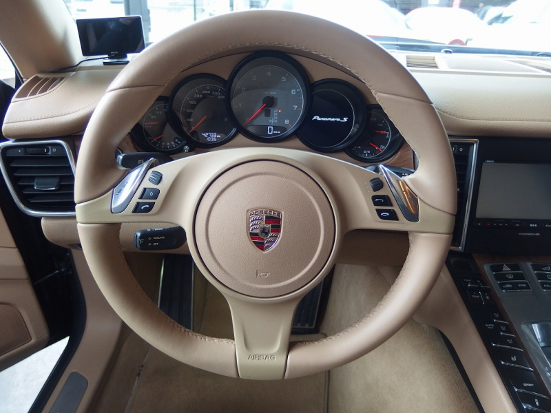 ポルシェ&nbsp;パナメーラ&nbsp;S PDK 正規ディーラー車 ワンオーナー 後期モデル 左H EUR-GTエアロ ES9-22inアルミ LEDヘッドライト エアサス BOSE 360℃カメラ&nbsp;中古車