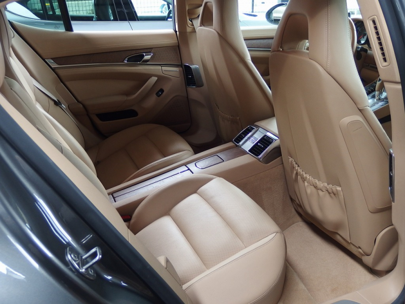 ポルシェ&nbsp;パナメーラ&nbsp;S PDK 正規ディーラー車 ワンオーナー 後期モデル 左H EUR-GTエアロ ES9-22inアルミ LEDヘッドライト エアサス BOSE 360℃カメラ&nbsp;中古車