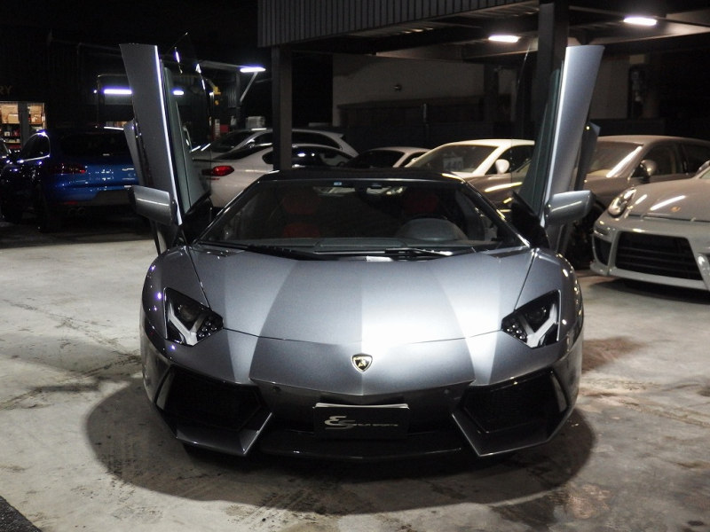 ランボルギーニ アヴェンタドール LP700-4 中古車