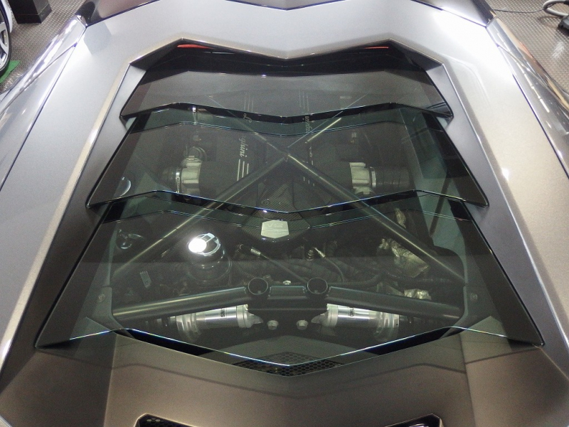 ランボルギーニ アヴェンタドール LP700-4 中古車