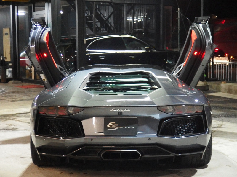 ランボルギーニ アヴェンタドール LP700-4 中古車