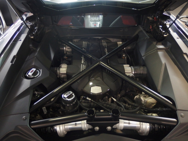 ランボルギーニ アヴェンタドール LP700-4 中古車