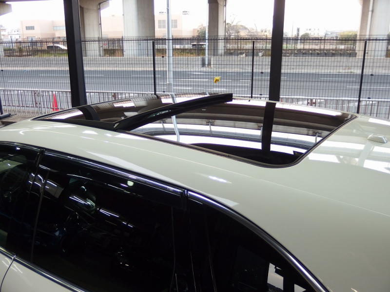 ポルシェ カイエン V6 3.6L 左H ESスポーツマフラー ESダウンサス 社外22inアルミ パノラミックルーフ パークトロニック シートヒーター 中古車