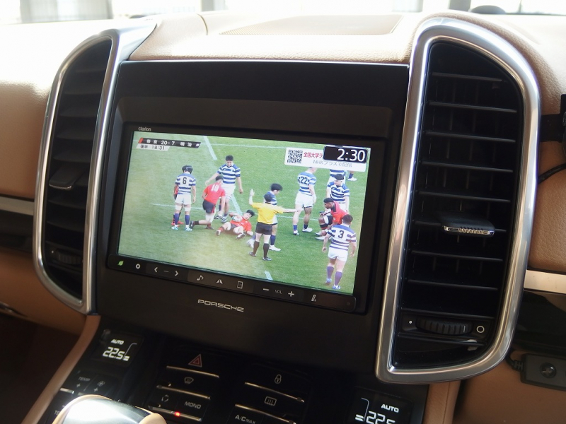 ポルシェ カイエン 正規ディーラー車 右ハンドル EUR-GTエアロ 22inアルミ クルーズコントロール シートヒーター 中古車