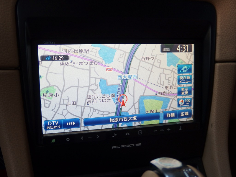 ポルシェ ボクスター 正規ディーラー車　左ハンドル　PDK　ボクスターS用19inアルミ　スポーツエグゾースト　シートヒーター　純正メモリーナビ 中古車