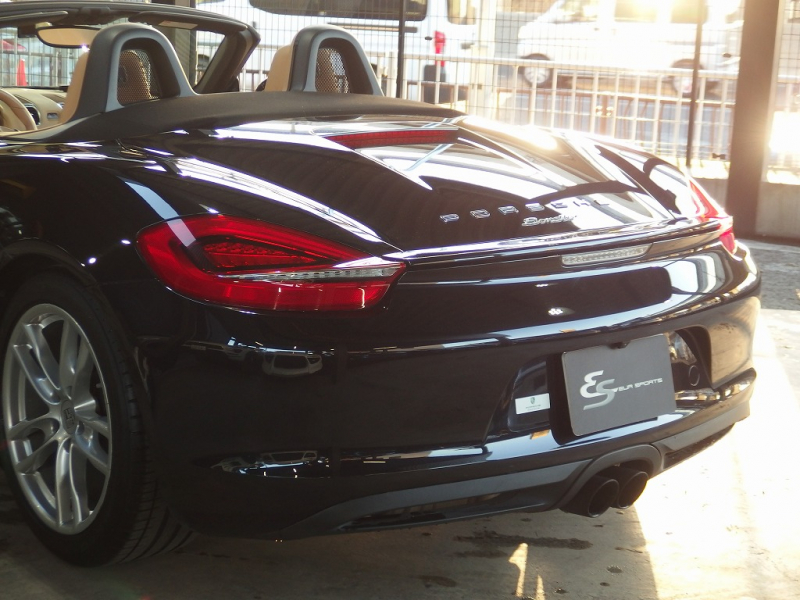 ポルシェ ボクスター 正規ディーラー車　左ハンドル　PDK　ボクスターS用19inアルミ　スポーツエグゾースト　シートヒーター　純正メモリーナビ 中古車