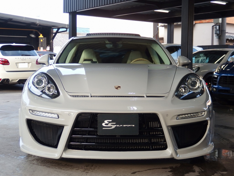 ポルシェ パナメーラ S 正規ディーラー車  左ハンドル EUR-GTエアロ 22inアルミ エアサス PASM サンルーフ エントリドライブ 中古車