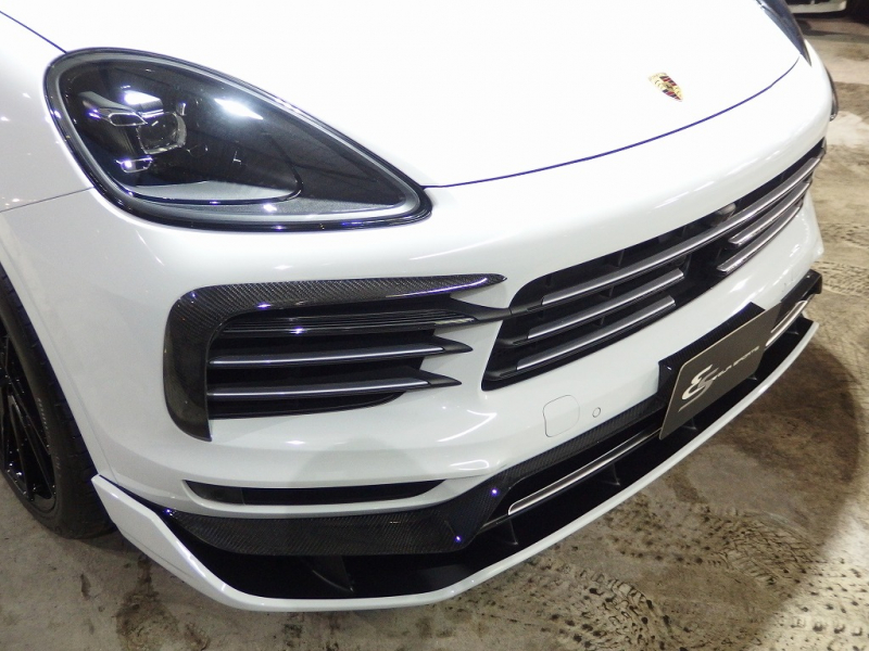 ポルシェ カイエン 正規ディーラー車　1オーナー 　EUR-GTエアロ　ESダウンサス　ES9-22inアルミ　LEDヘッドライト　前後シートヒーター　エントリドライブ 中古車