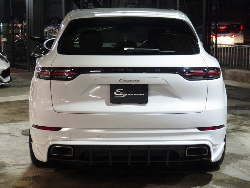 ポルシェ カイエン 正規ディーラー車　1オーナー 　EUR-GTエアロ　ESダウンサス　ES9-22inアルミ　LEDヘッドライト　前後シートヒーター　エントリドライブ 中古車