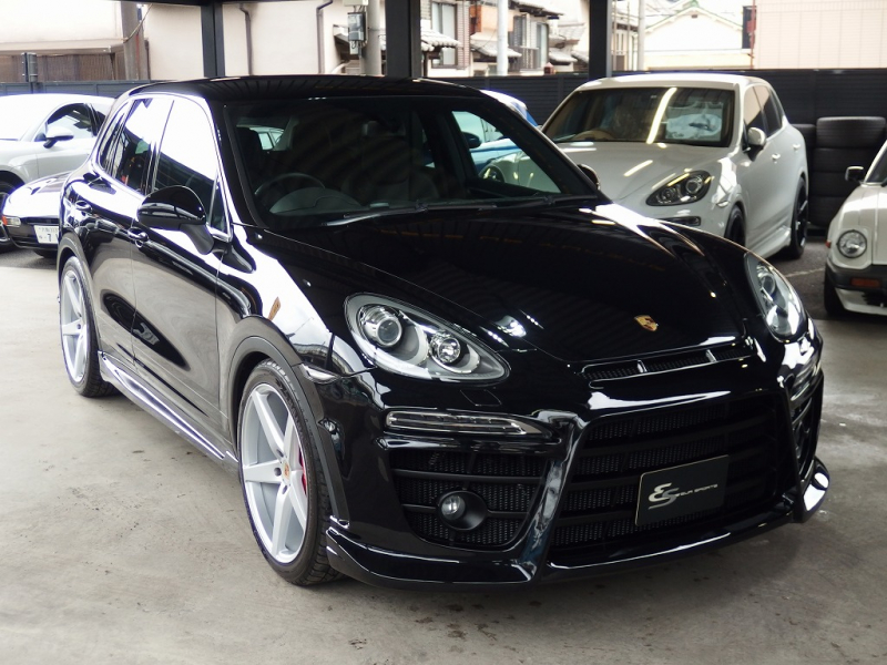 ポルシェ カイエン EUR-GTフルエアロ　正規ディーラー車　ESダウンサス　社外22インチアルミ　キャリパーペイント　 中古車