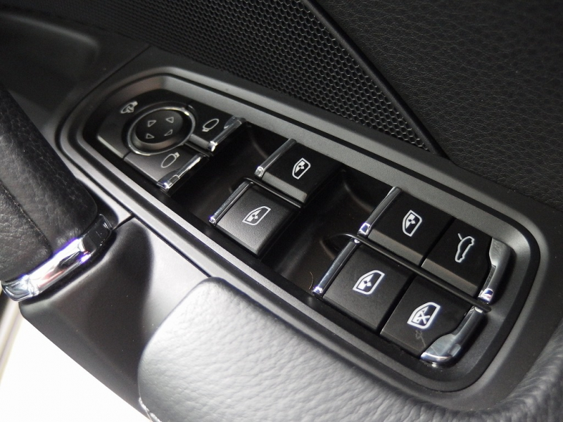 ポルシェ カイエン EUR-GTフルエアロ　正規ディーラー車　ESダウンサス　社外22インチアルミ　キャリパーペイント　 中古車