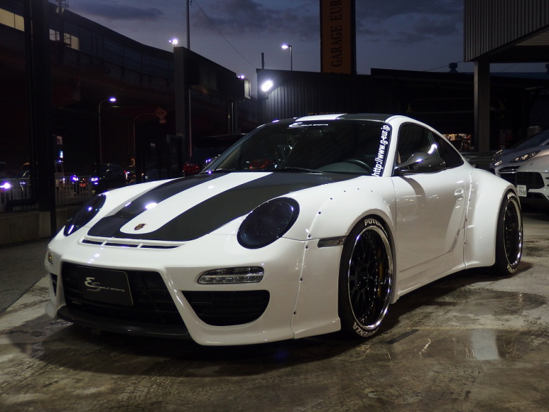 ポルシェ 911(Type997) カレラ EUR-GTRワイドボディキット※公認取得済み KWフロントリフター付き車高調 可変バルブ付きESスポーツマフラー IPEエキマニ 中古車