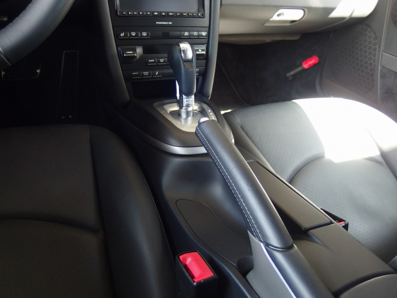 ポルシェ 911(Type997) カレラ EUR-GTRワイドボディキット※公認取得済み KWフロントリフター付き車高調 可変バルブ付きESスポーツマフラー IPEエキマニ 中古車