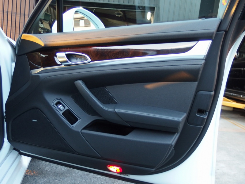 ポルシェ パナメーラ S PDK 正規ディーラー車  後期モデル 左H EUR-GTエアロ ES-22inアルミ LED　エアサス BOSE 中古車
