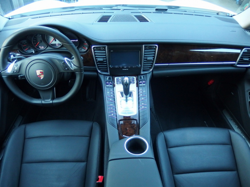 ポルシェ パナメーラ S PDK 正規ディーラー車  後期モデル 左H EUR-GTエアロ ES-22inアルミ LED　エアサス BOSE 中古車