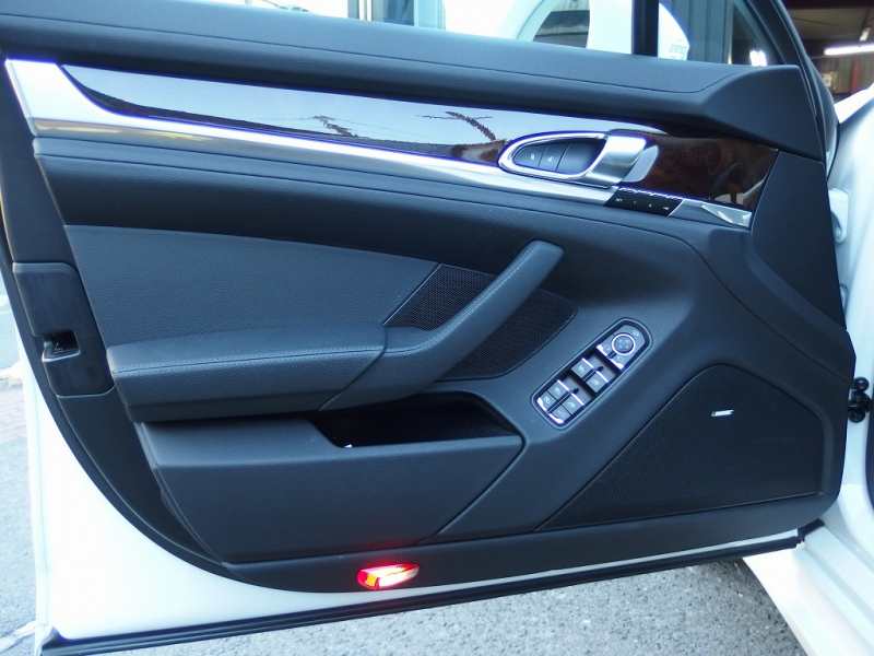 ポルシェ パナメーラ S PDK 正規ディーラー車  後期モデル 左H EUR-GTエアロ ES-22inアルミ LED　エアサス BOSE 中古車