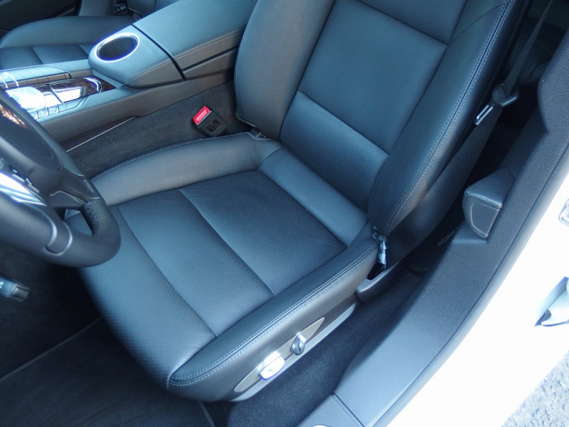 ポルシェ パナメーラ S PDK 正規ディーラー車  後期モデル 左H EUR-GTエアロ ES-22inアルミ LED　エアサス BOSE 中古車