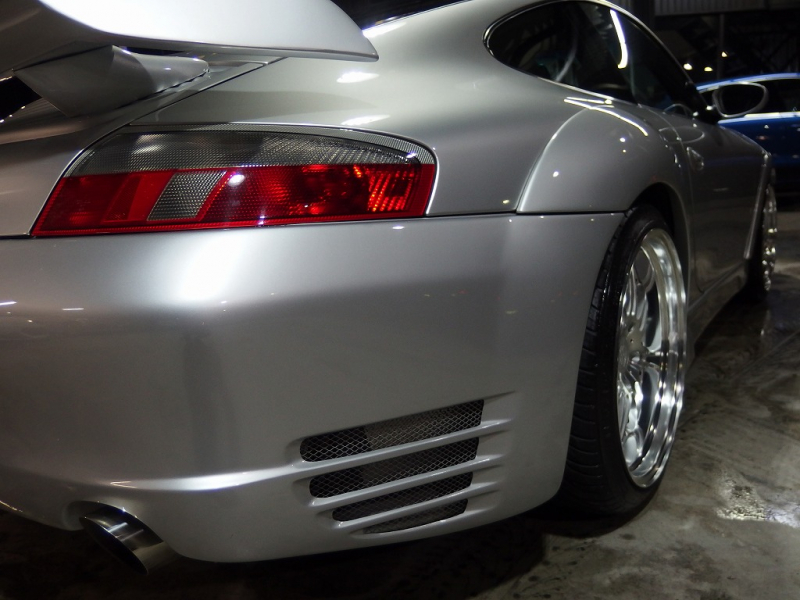 ポルシェ&nbsp;911(Type996)&nbsp;カレラ　EUR-GTRワイドボディ　正規ディーラー車　左ハンドル&nbsp;中古車