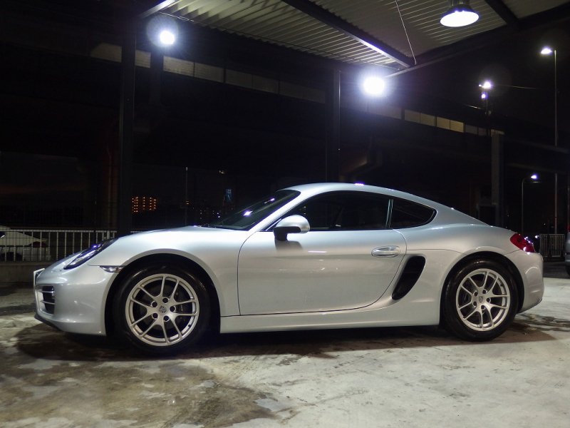 ポルシェ ケイマン 正規ディーラー車　左ハンドル　ACCアダプティブクルーズコントロール　 中古車