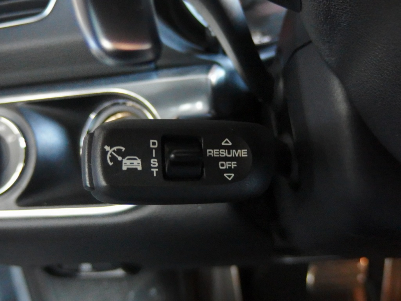 ポルシェ ケイマン 正規ディーラー車　左ハンドル　ACCアダプティブクルーズコントロール　 中古車