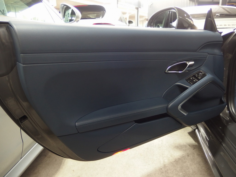 ポルシェ 911(Type991) カレラ 左ハンドル EUR-GTRワイドボディ NAモデル ES可変バルブマフラー 中古車