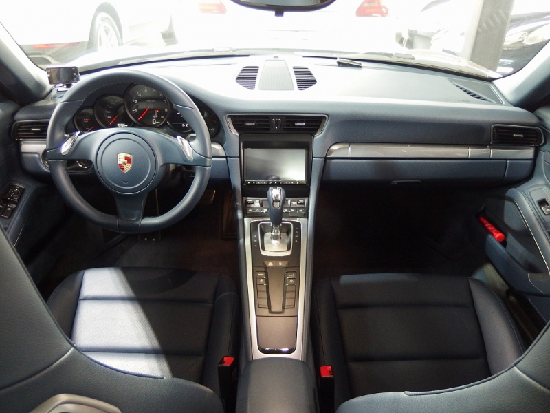 ポルシェ 911(Type991) カレラ 左ハンドル EUR-GTRワイドボディ NAモデル ES可変バルブマフラー 中古車