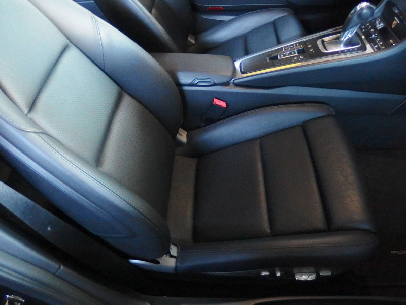 ポルシェ 911(Type991) カレラS カブリオレ EUR-GTRワイドボディ 専用21inアルミ ES可変バルブマフラー 中古車