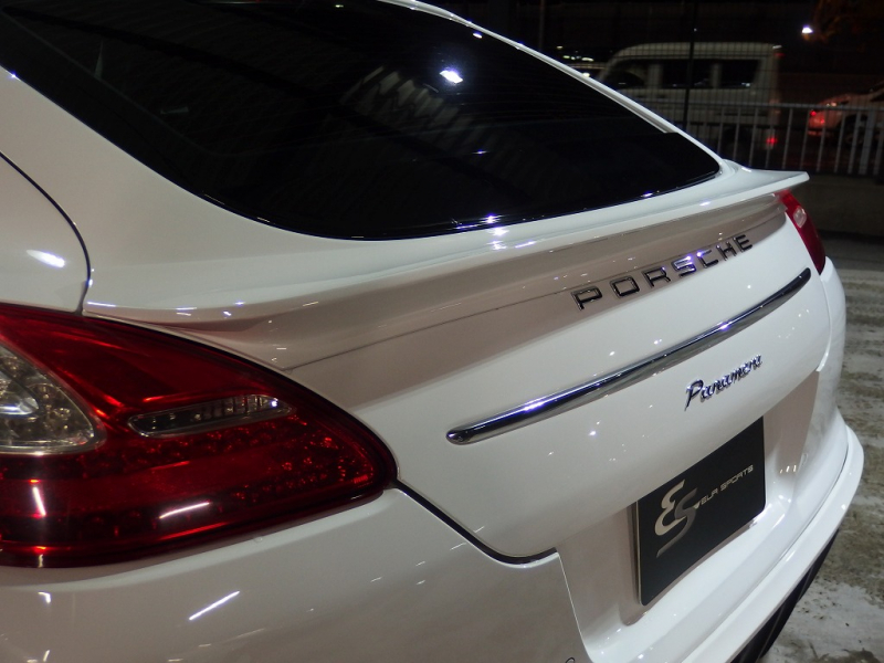 ポルシェ&nbsp;パナメーラ&nbsp;左ハンドル　サンルーフ　EUR-GTエアロ　ESダウンサス　ES22inアルミ　&nbsp;中古車