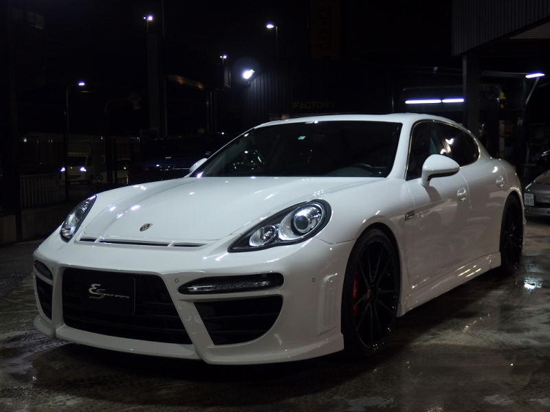 ポルシェ&nbsp;パナメーラ&nbsp;左ハンドル　サンルーフ　EUR-GTエアロ　ESダウンサス　ES22inアルミ　&nbsp;中古車