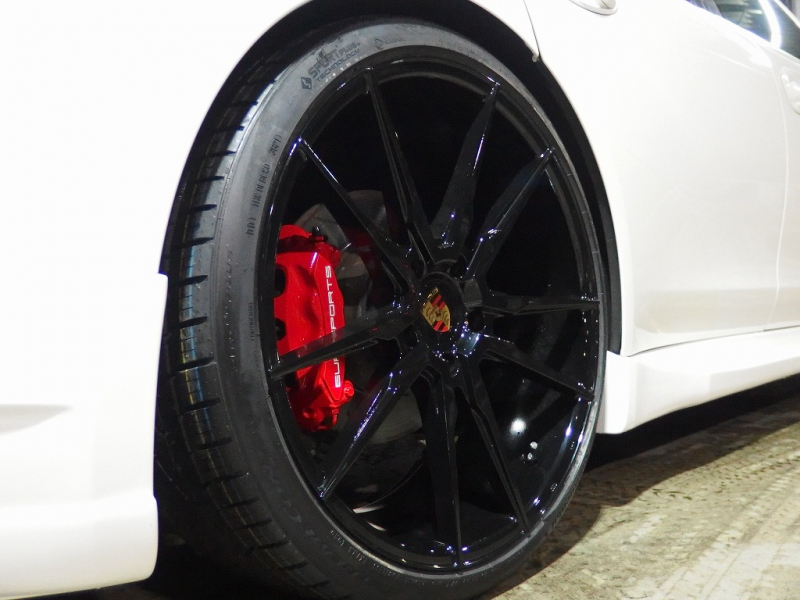 ポルシェ&nbsp;パナメーラ&nbsp;左ハンドル　サンルーフ　EUR-GTエアロ　ESダウンサス　ES22inアルミ　&nbsp;中古車