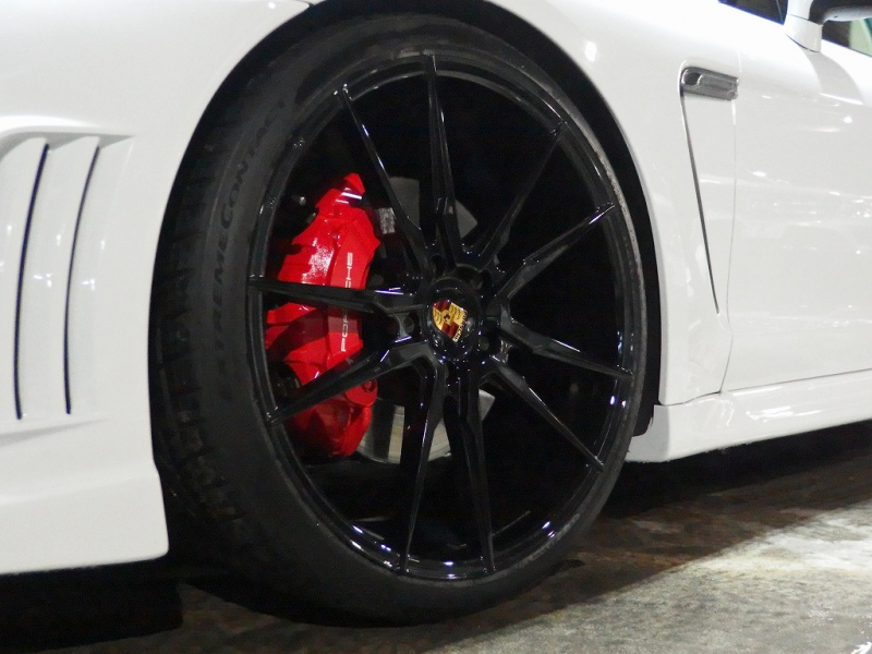 ポルシェ&nbsp;パナメーラ&nbsp;正規ディーラー車 右ハンドル EUR-GTエアロ 22inアルミ　ESダウンサス　ESスポーツマフラー&nbsp;中古車