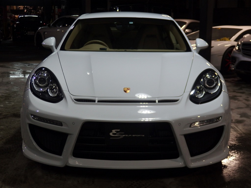 ポルシェ&nbsp;パナメーラ&nbsp;正規ディーラー車 右ハンドル EUR-GTエアロ 22inアルミ　ESダウンサス　ESスポーツマフラー&nbsp;中古車