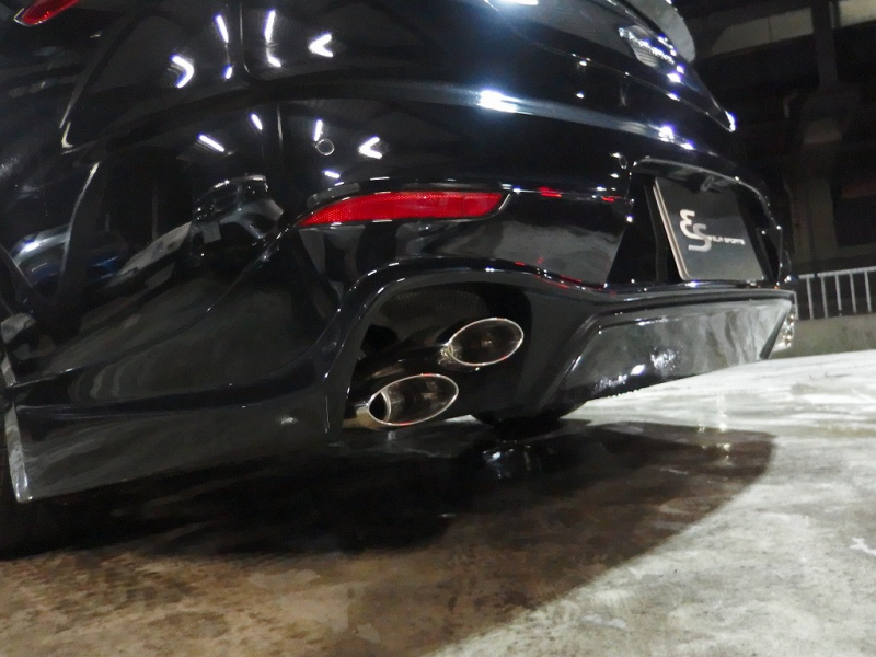 ポルシェ パナメーラ 正規ディーラー車 右ハンドル EUR-GTエアロ 22inアルミ　ESダウンサス　前後シートヒーター 中古車