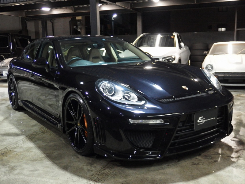 ポルシェ パナメーラ 正規ディーラー車 右ハンドル EUR-GTエアロ 22inアルミ　ESダウンサス　前後シートヒーター 中古車