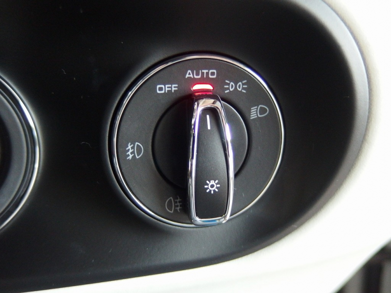 ポルシェ マカン ターボ EUR-GTエアロ ESダウンサス ES22inアルミ LCA 中古車